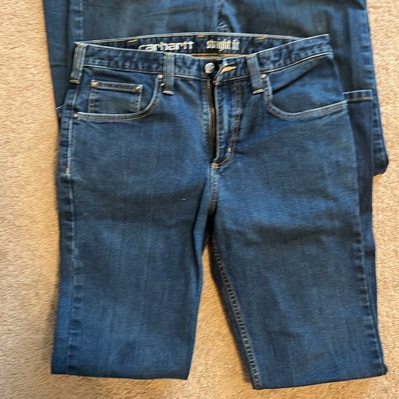 Carharttt straight fit 32x32…. 2 for 1 - Picture 4 of 5